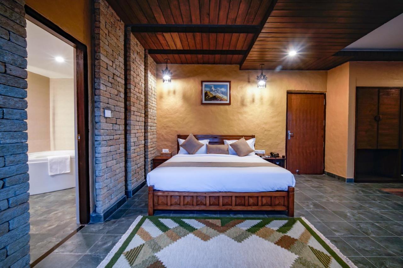 Bar Peepal Resort 博卡拉 外观 照片 Deluxe Suite