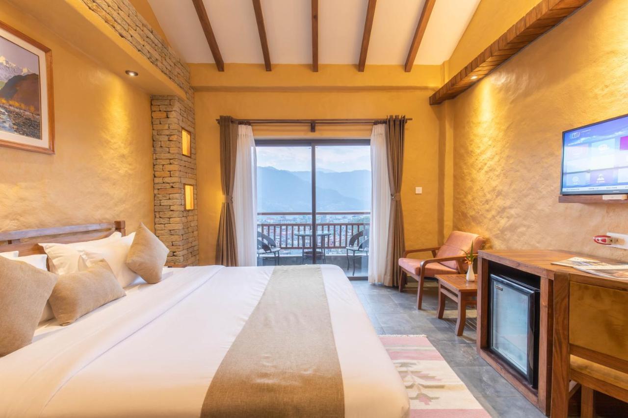 Bar Peepal Resort 博卡拉 外观 照片 Deluxe room